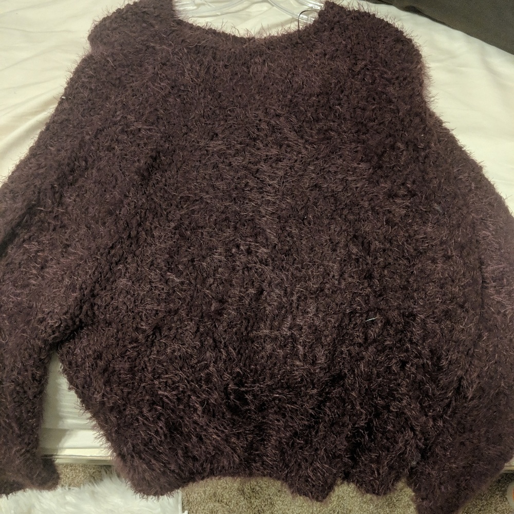 Fluffy sweater but breathable